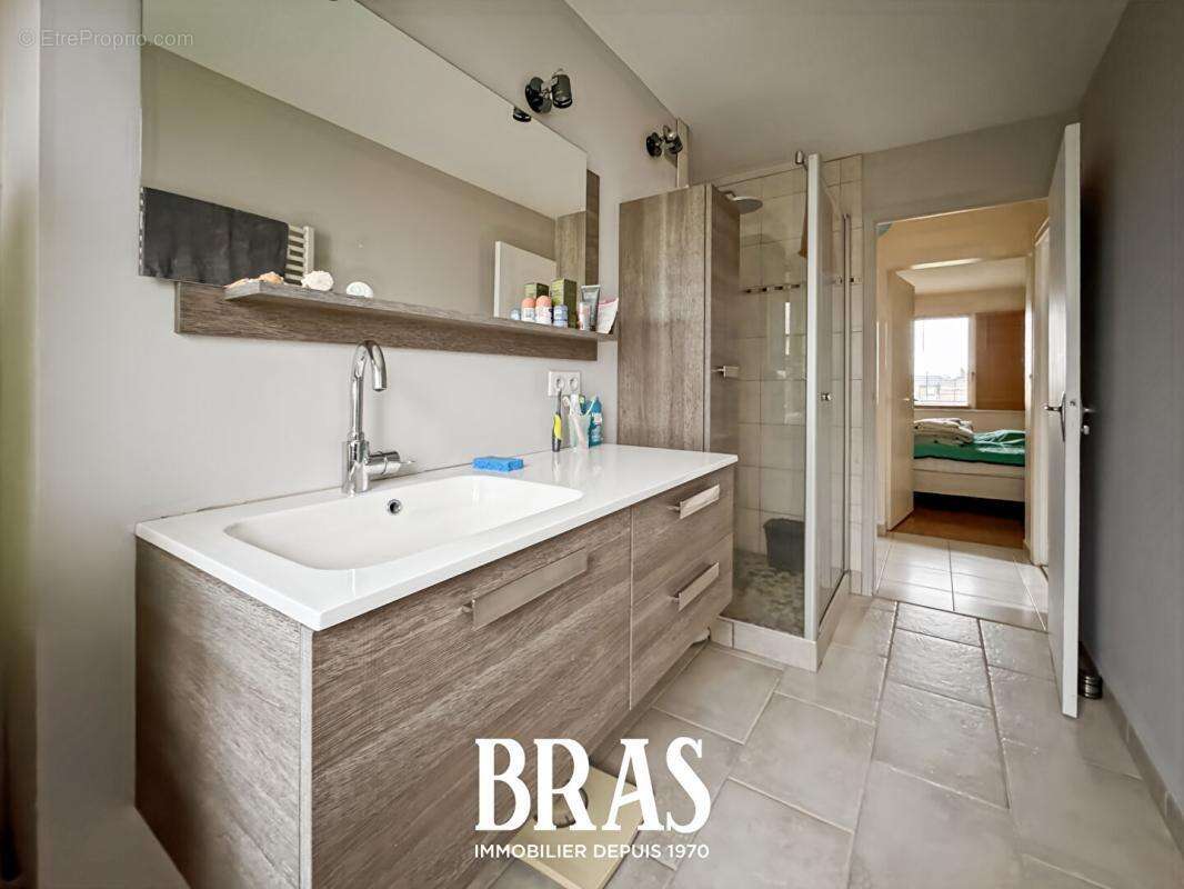 Appartement à SAINT-SEBASTIEN-SUR-LOIRE