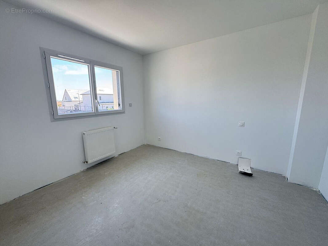 A VENDRE - Maison Saint Aubin D Arquenay 5 pièce(s) 105.62 m2 - photo 5