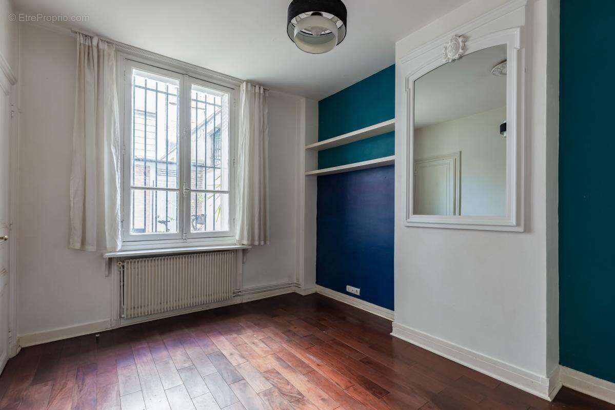 Appartement à PARIS-8E