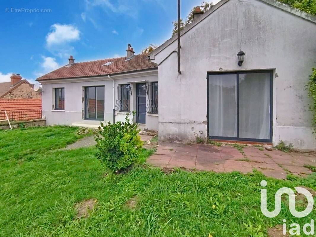 Photo 1 - Maison à REVILLON