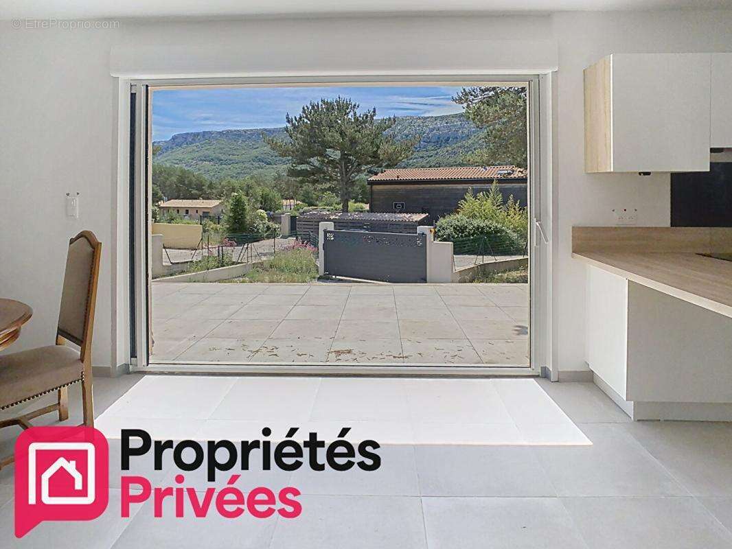 Maison de plain-pied prête à vivre avec vue exceptionnelle sur la Sainte-Baume - photo 4