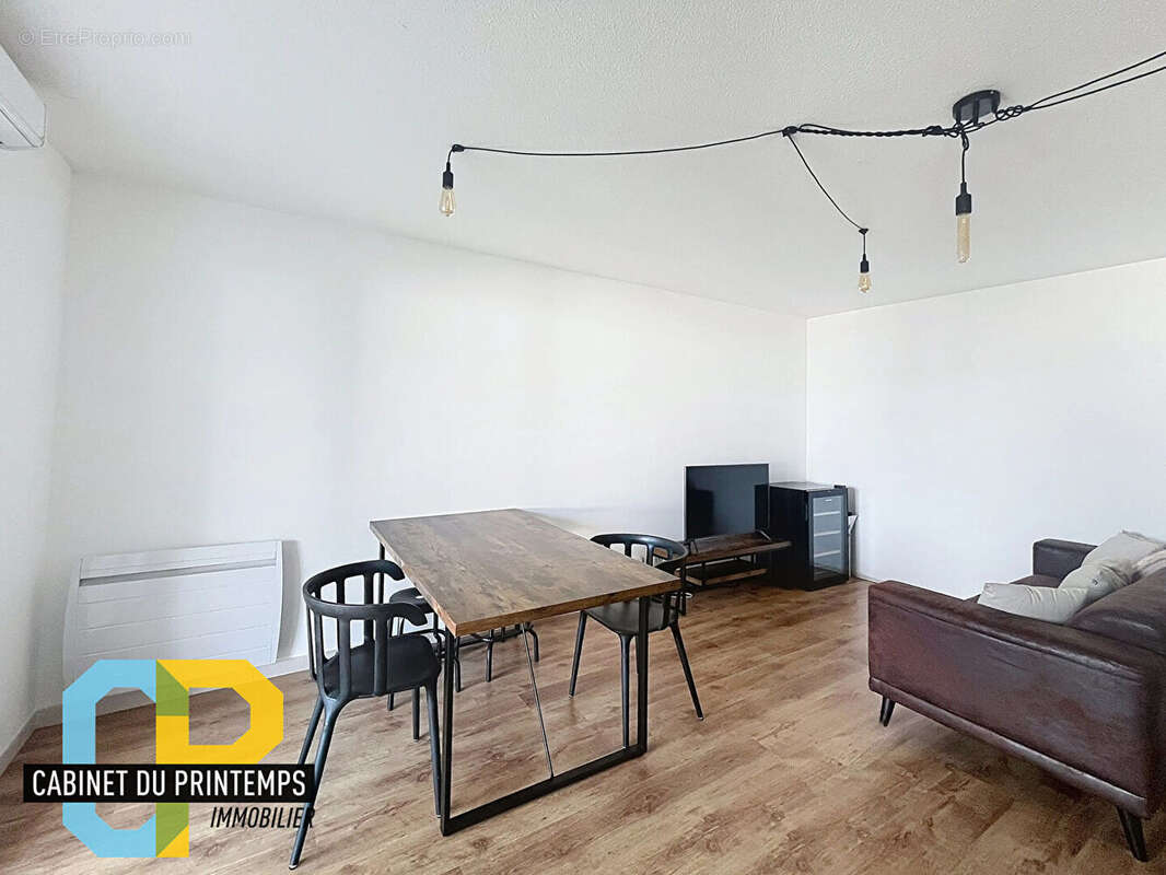 Appartement à AUCAMVILLE