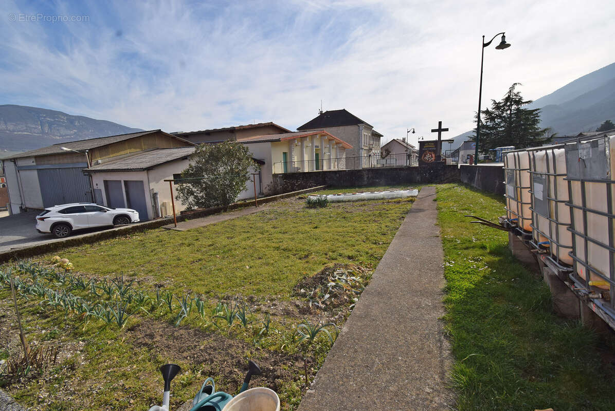 Villa traditionnelle à 5 kms de SEYSSEL. - photo 4
