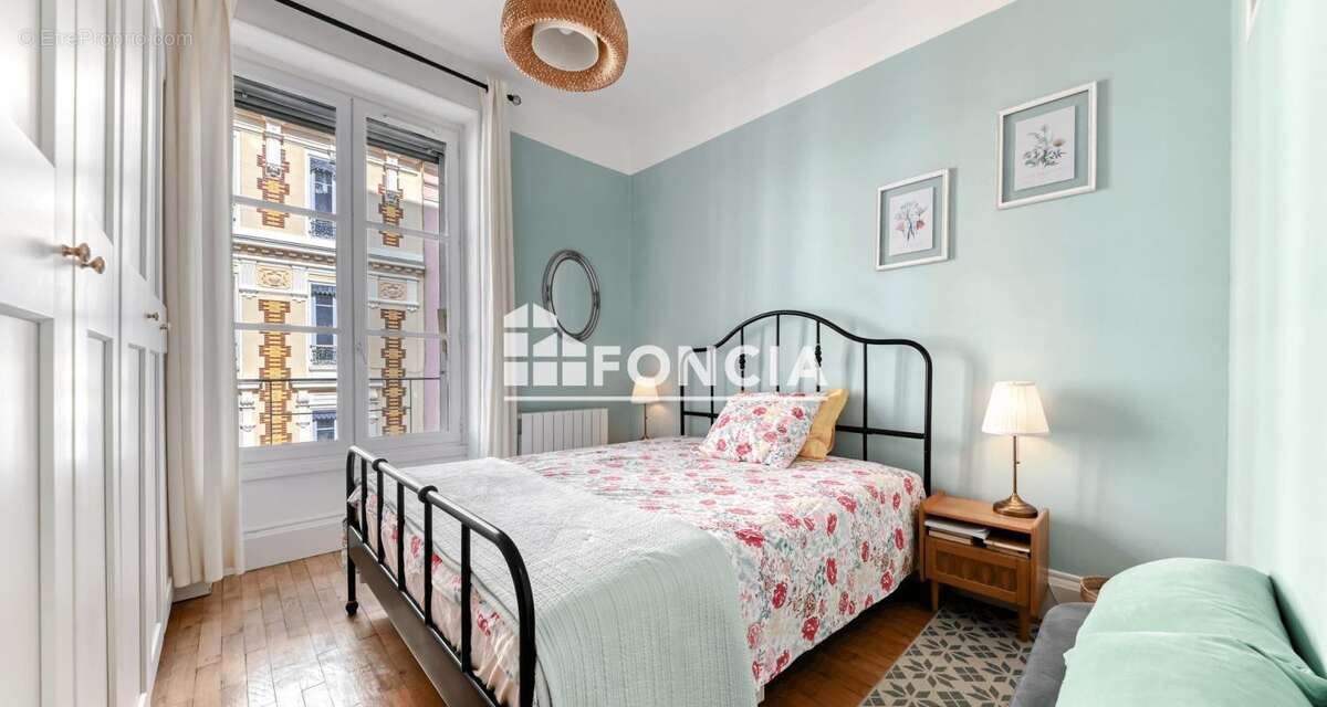 Appartement à LYON-7E