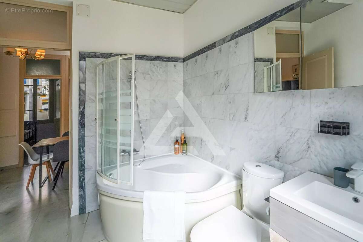 Appartement à BEAUSOLEIL