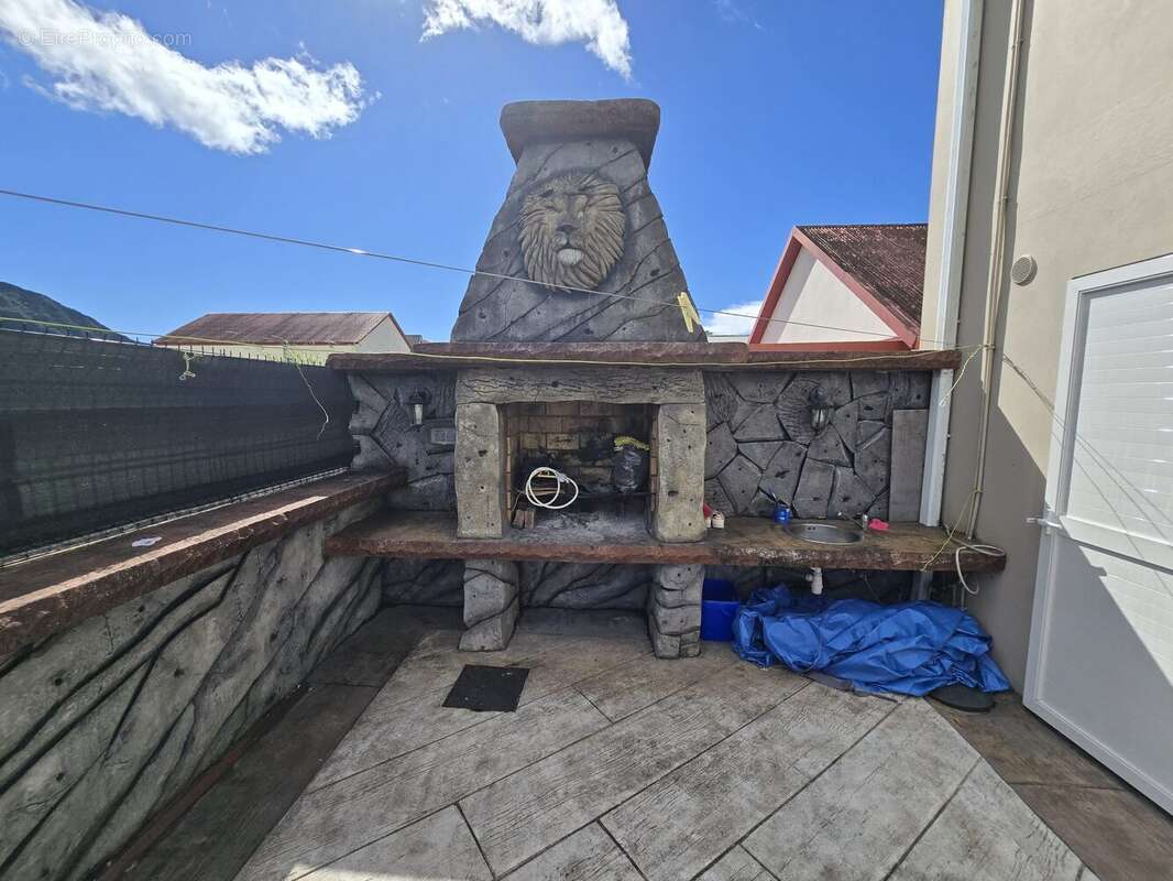 Maison à LA PLAINE-DES-PALMISTES