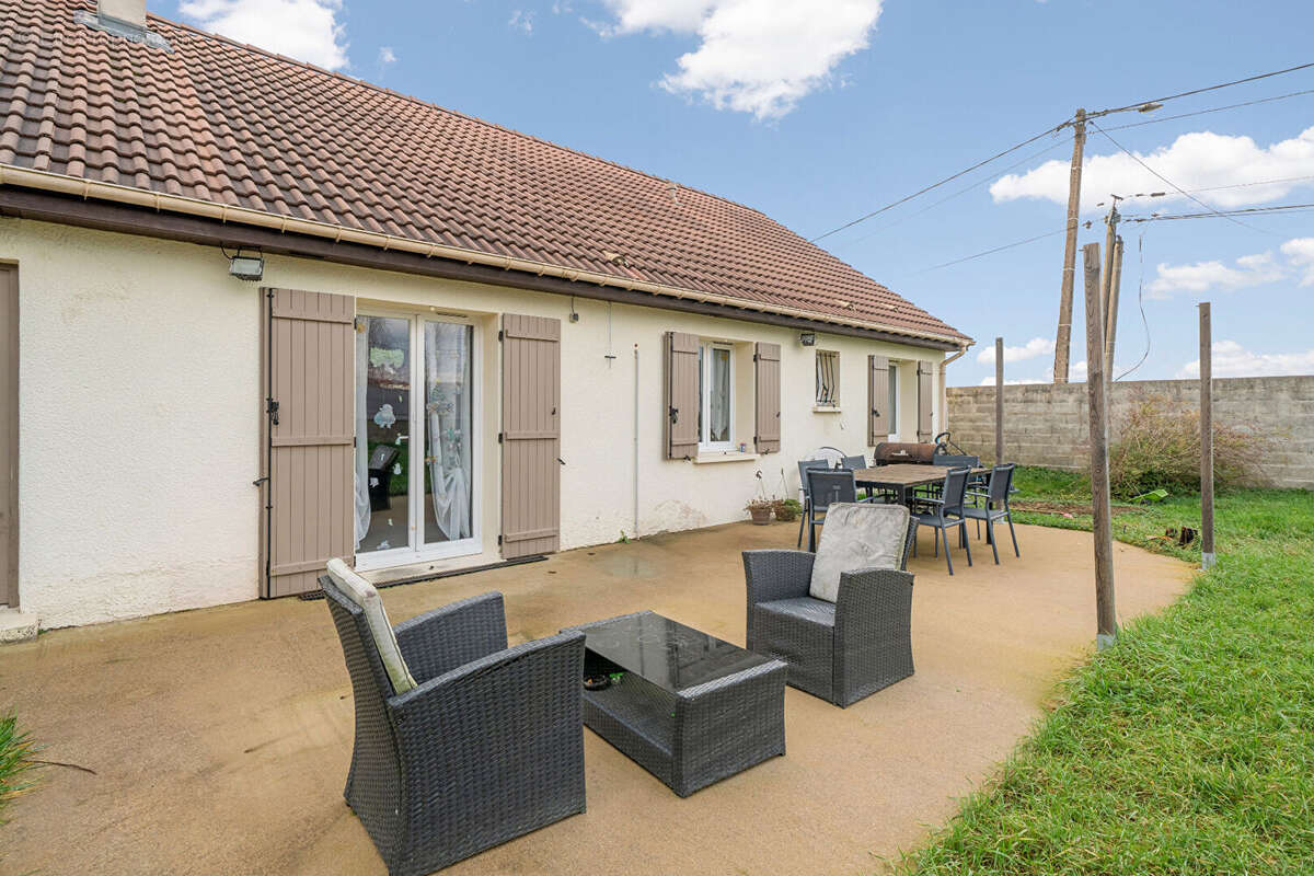 Maison à SAINT-NICOLAS-DE-PORT