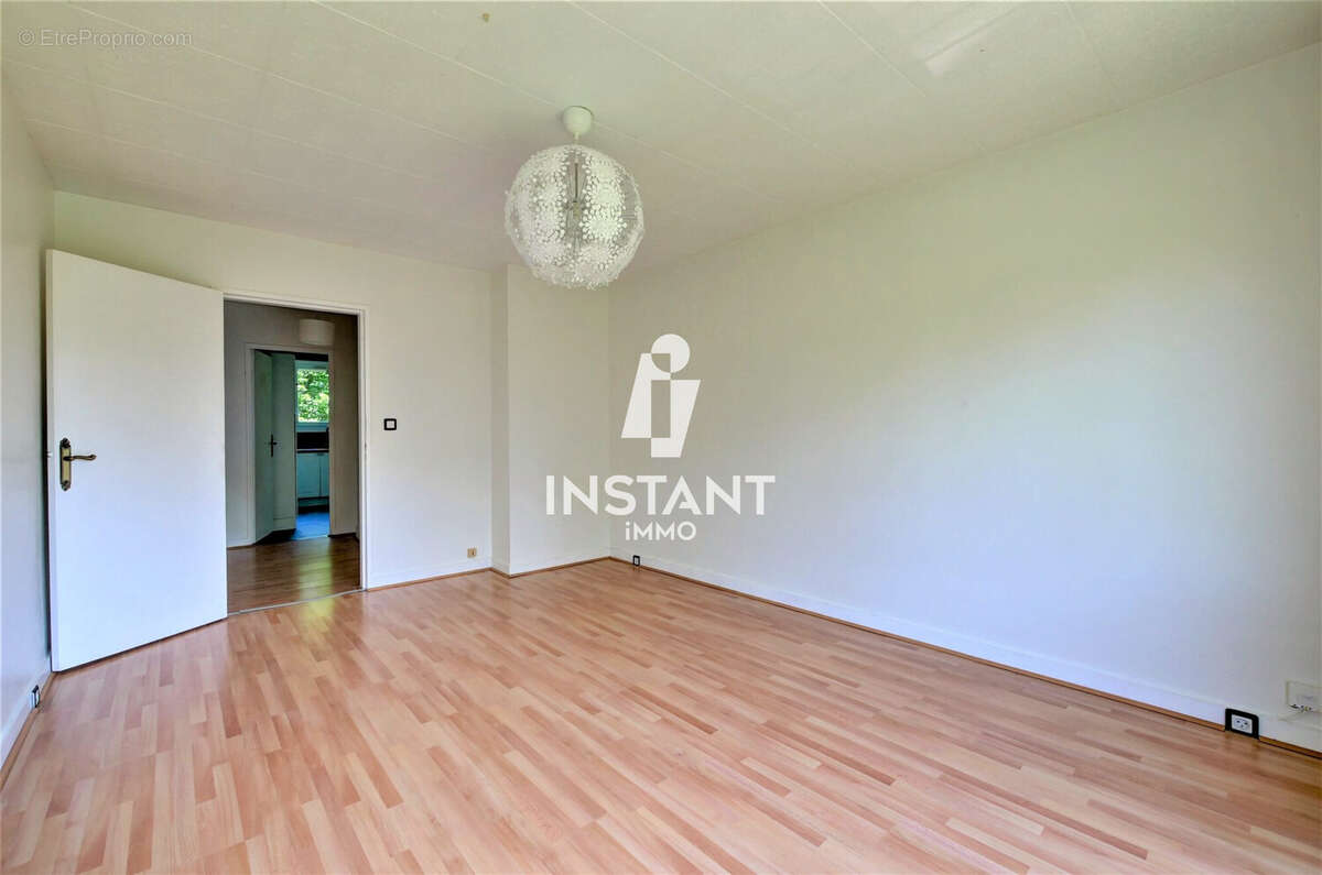 Appartement à LIMEIL-BREVANNES