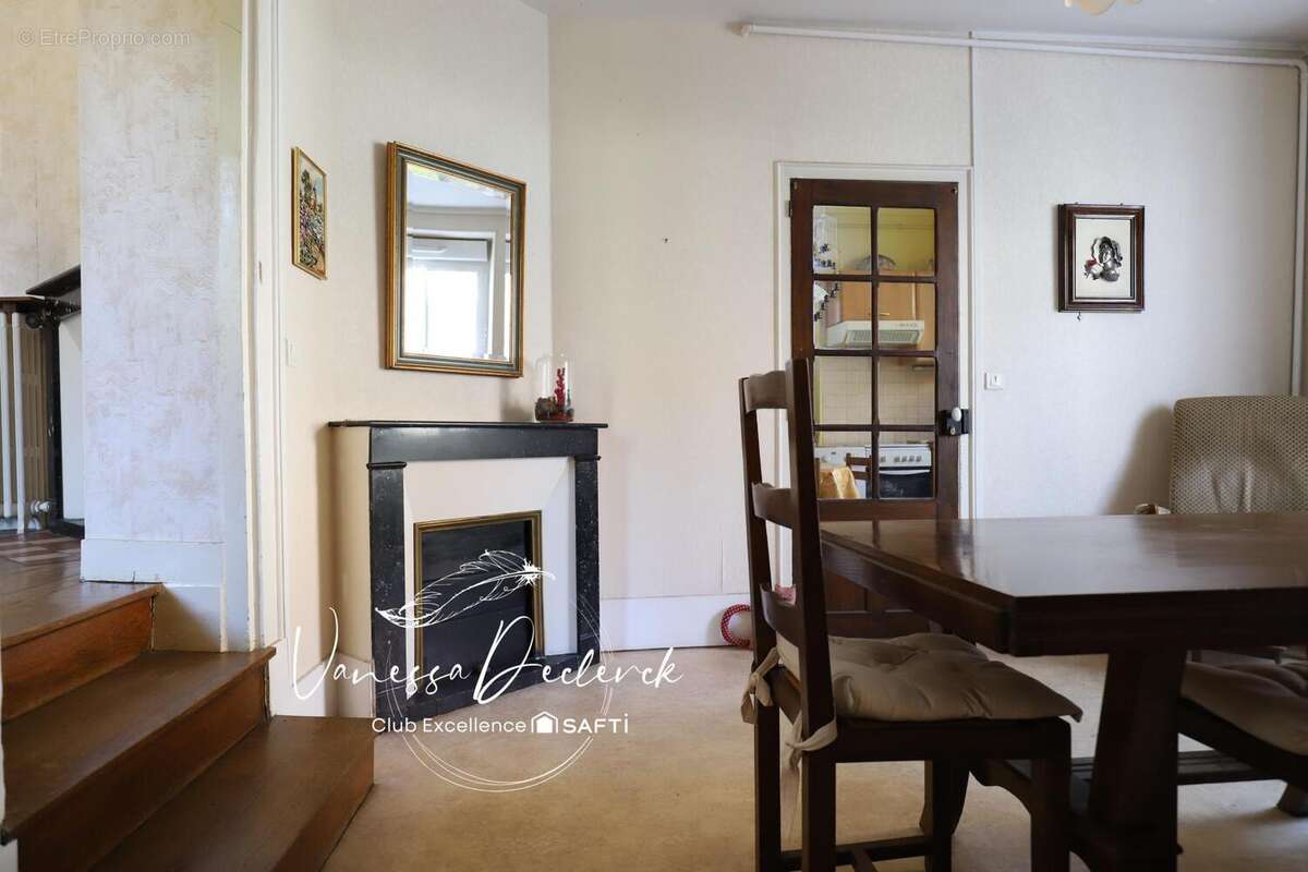 Photo 3 - Maison à ANGERVILLIERS