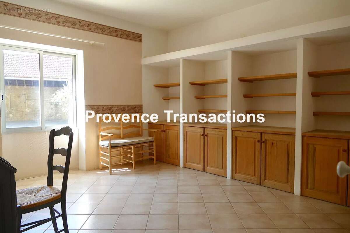 authentique mas rénové sur 2890m2 ! - photo 12