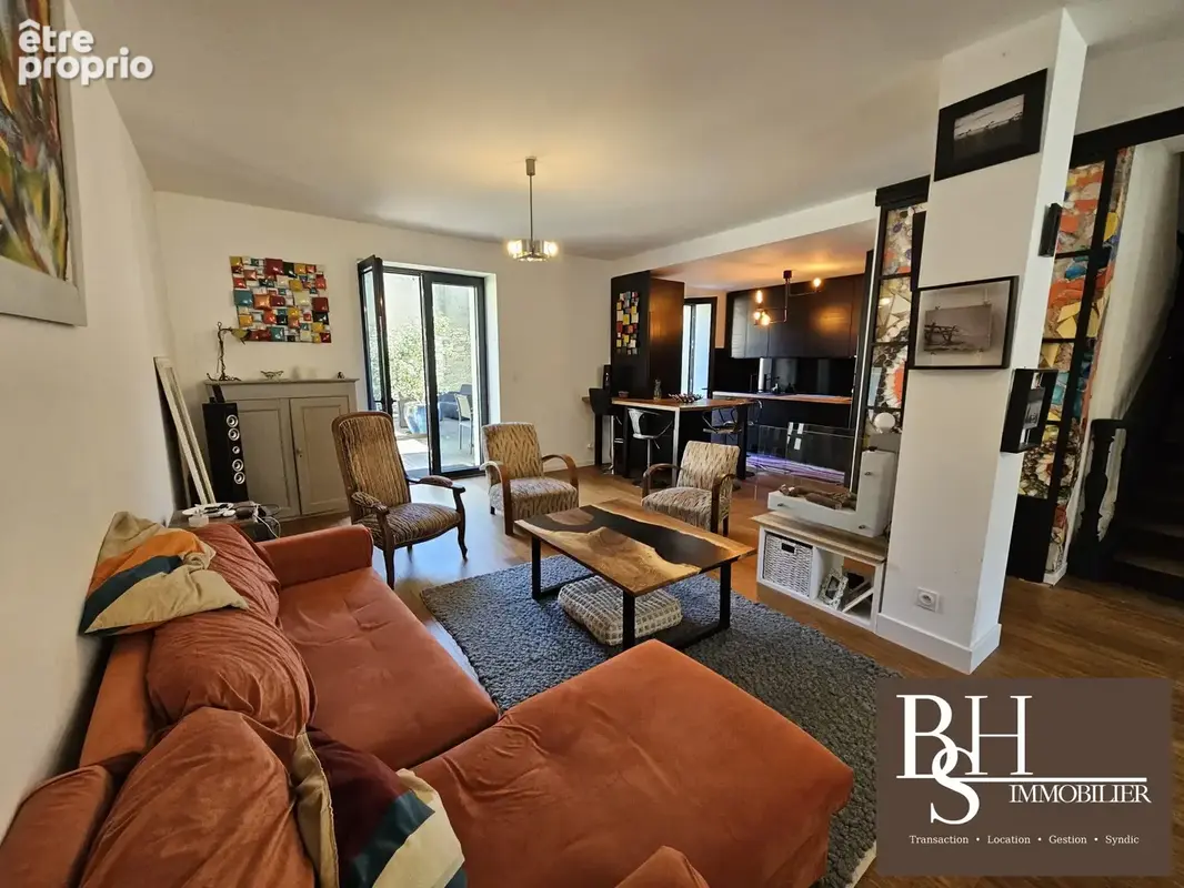 Maison 6 pièces 165 m² à vendre à Vouille (86190) - photo 2