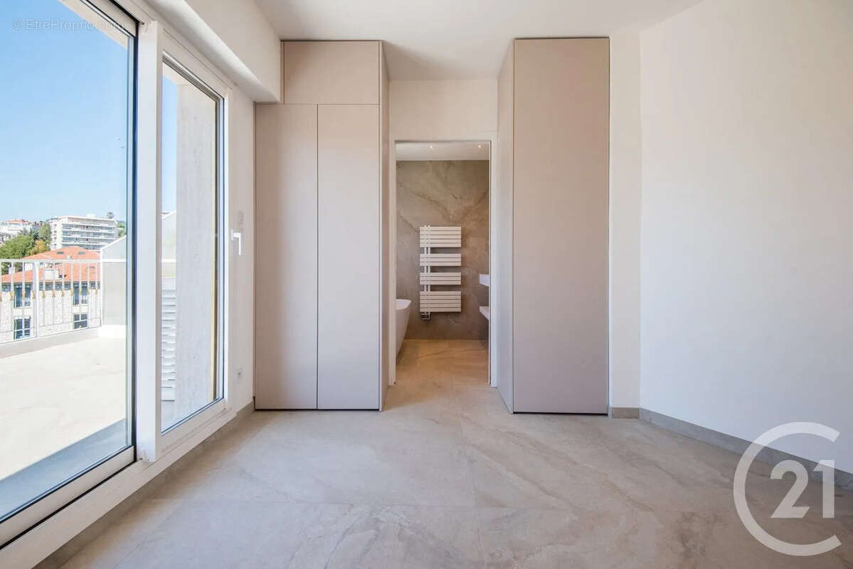 Appartement à NICE