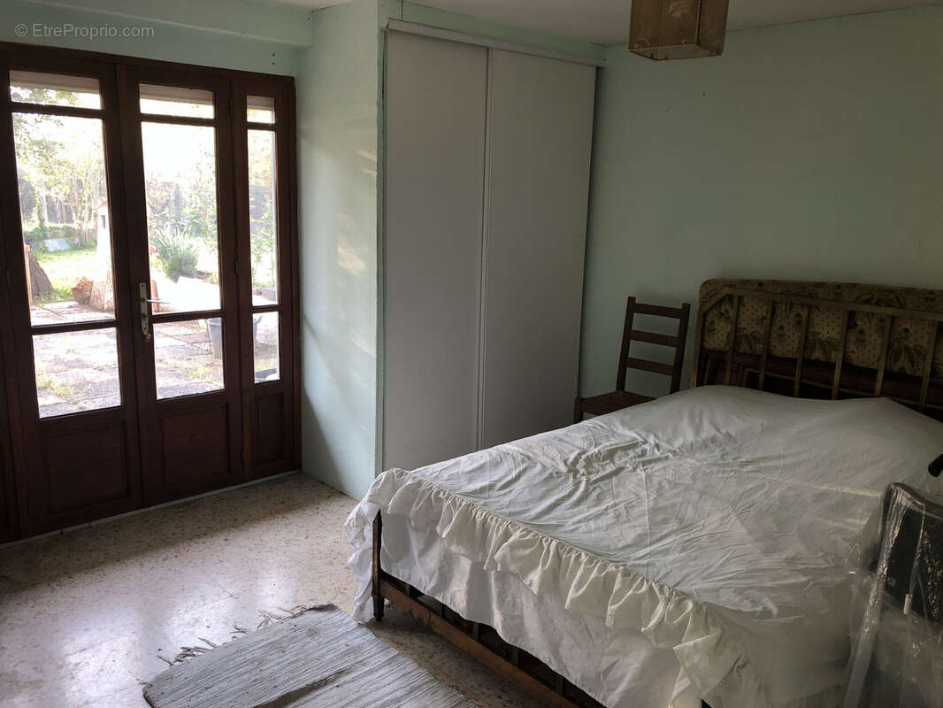 Grande maison T7 - 250 m2 - BESSIÈRES - photo 9