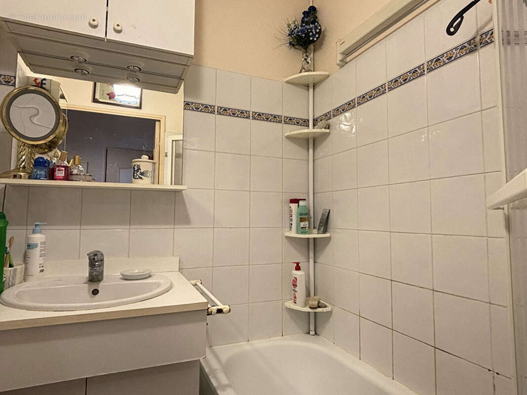 Appartement à VAUX-SUR-MER