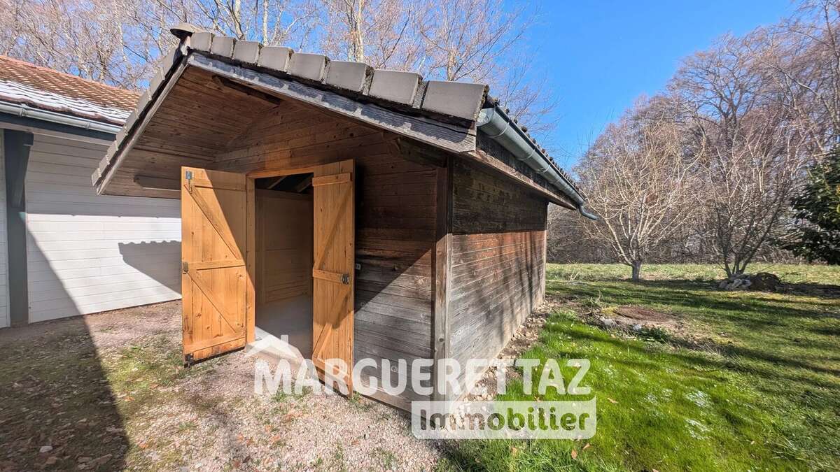 Maison à LA ROCHE-SUR-FORON