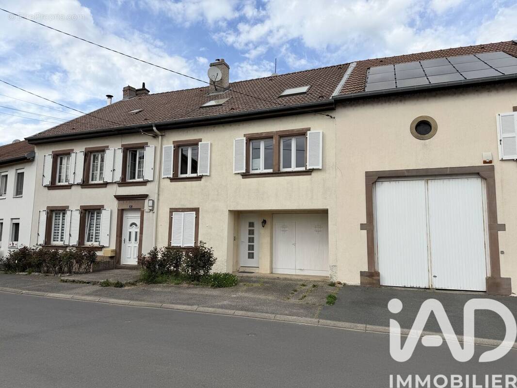 Photo 1 - Maison à REDING