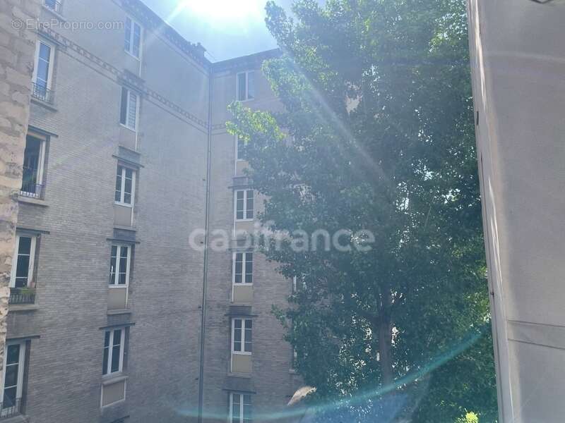 Appartement à PARIS-20E