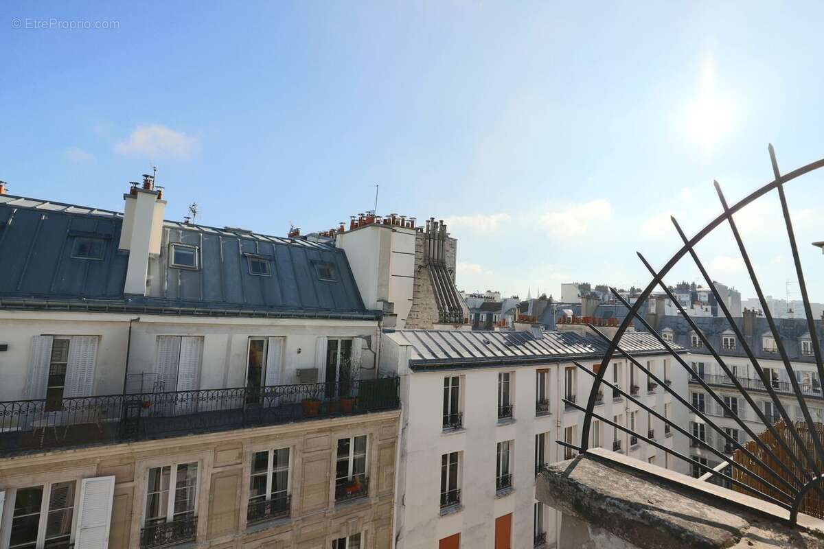 Appartement à PARIS-11E