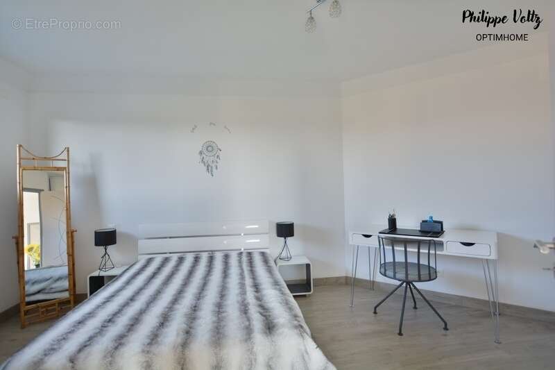 Maison à LE VIVIER-SUR-MER