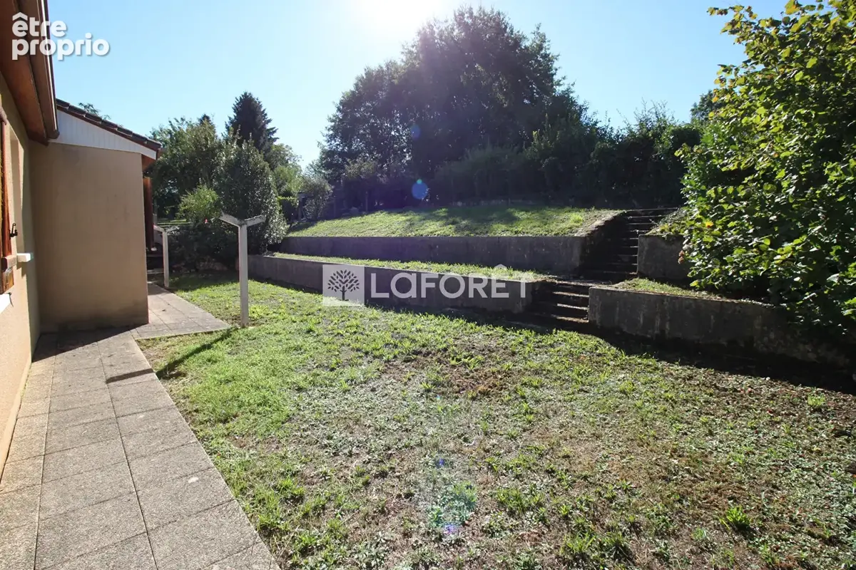 Plain-pied de 98 m² au coeur de Brantôme - photo 12