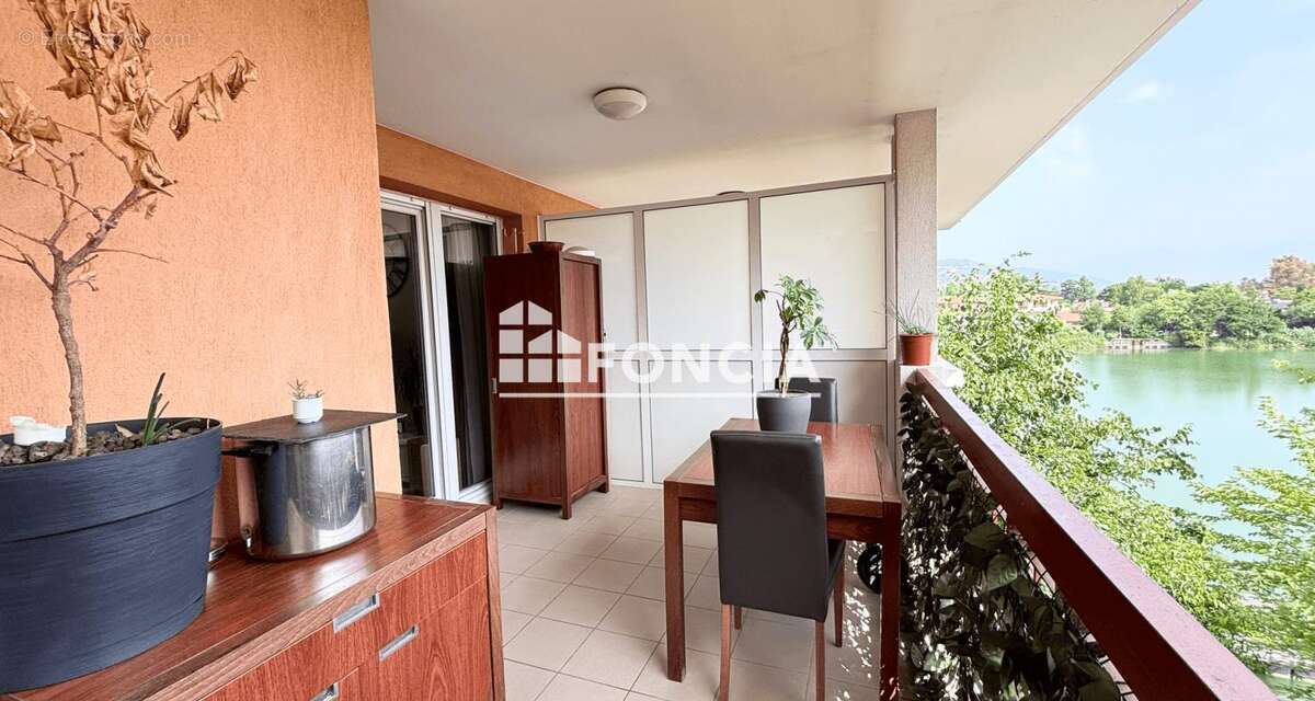 Appartement à MANDELIEU-LA-NAPOULE