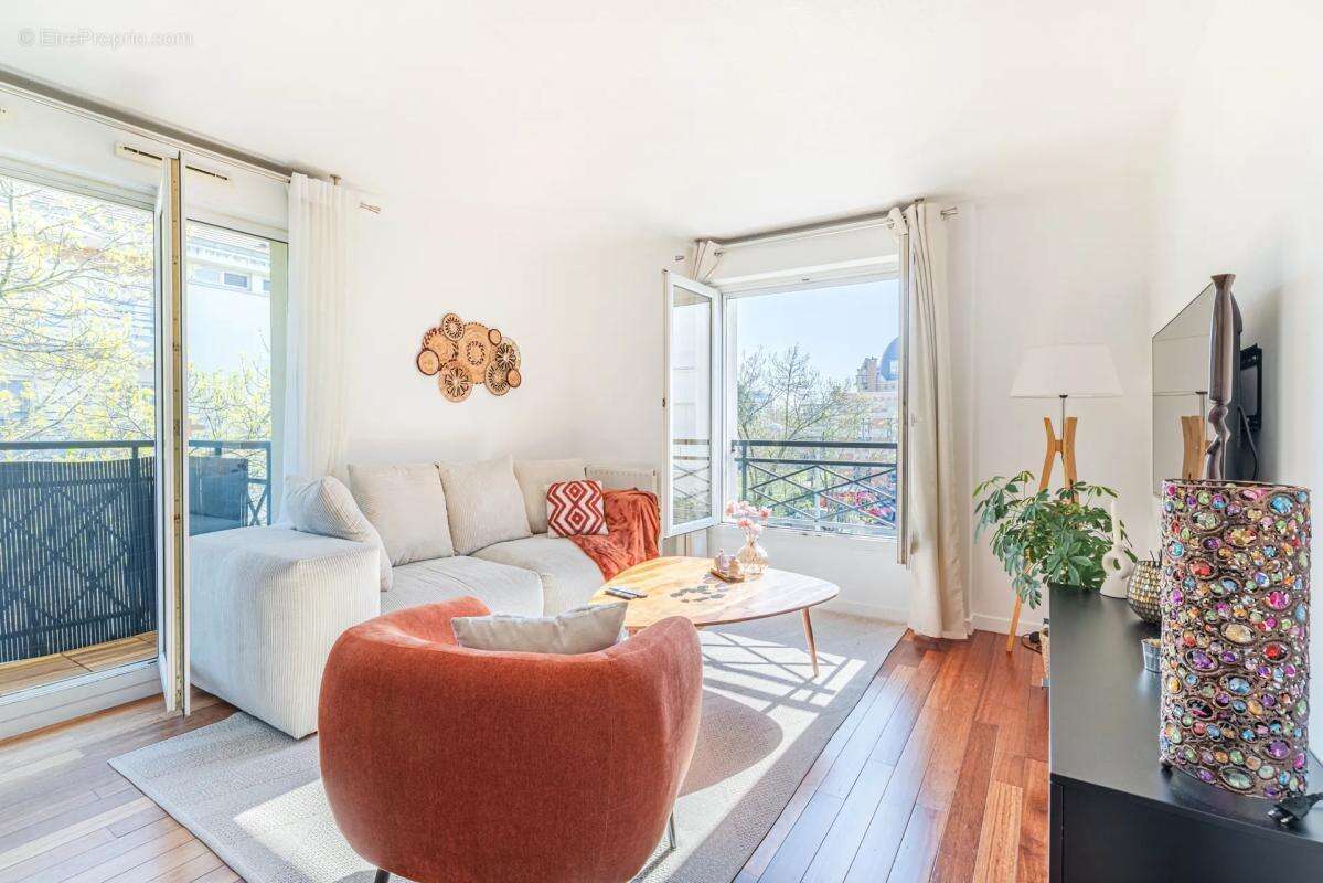 Appartement à NANTERRE