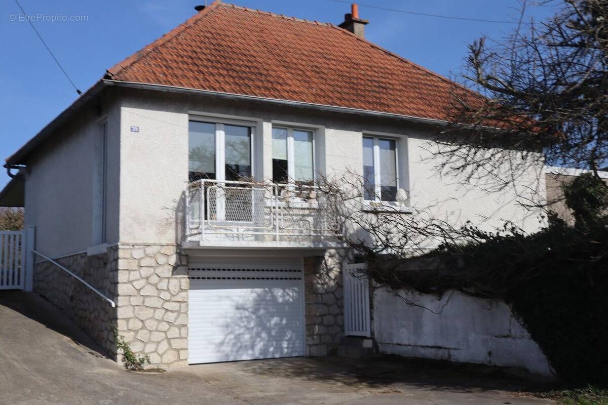 Maison à VILLEMANDEUR