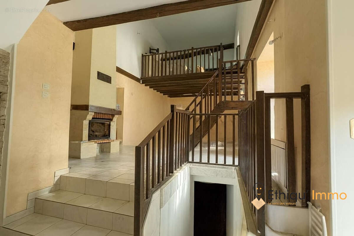 Maison à AUBEPIERRE-SUR-AUBE