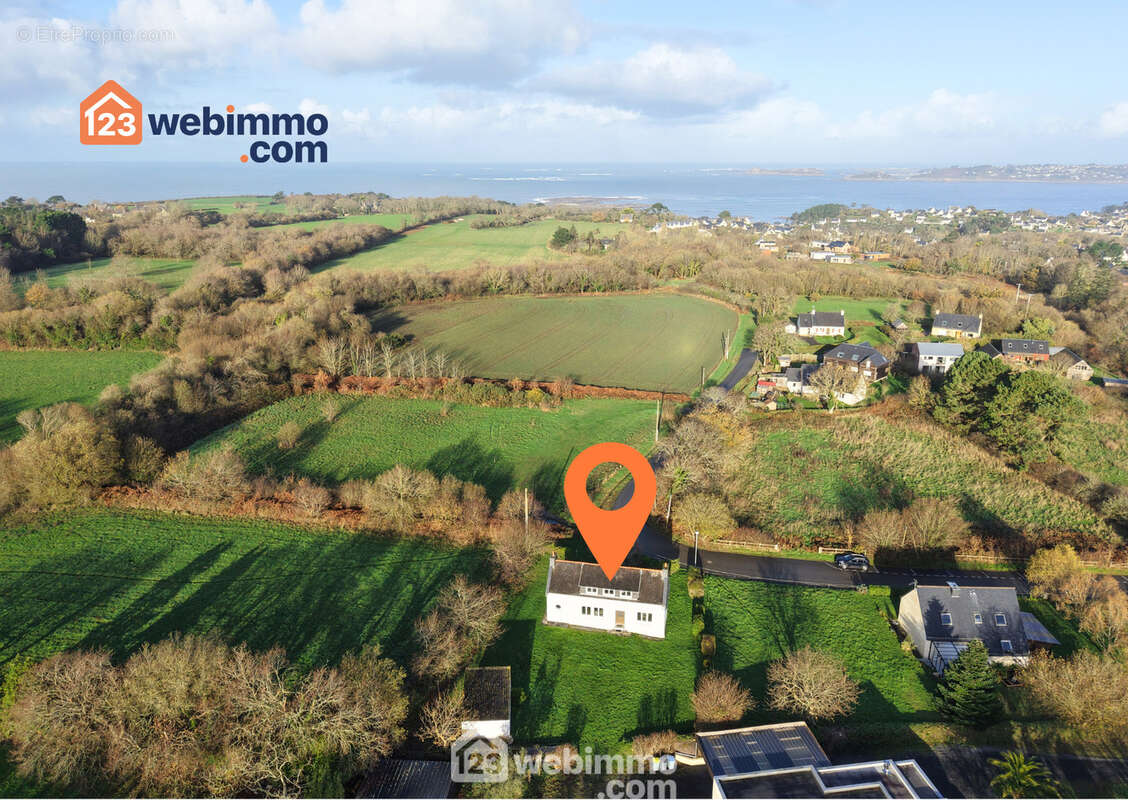 Maison 91 m² à Tredrez-Locquemeau  - photo 4