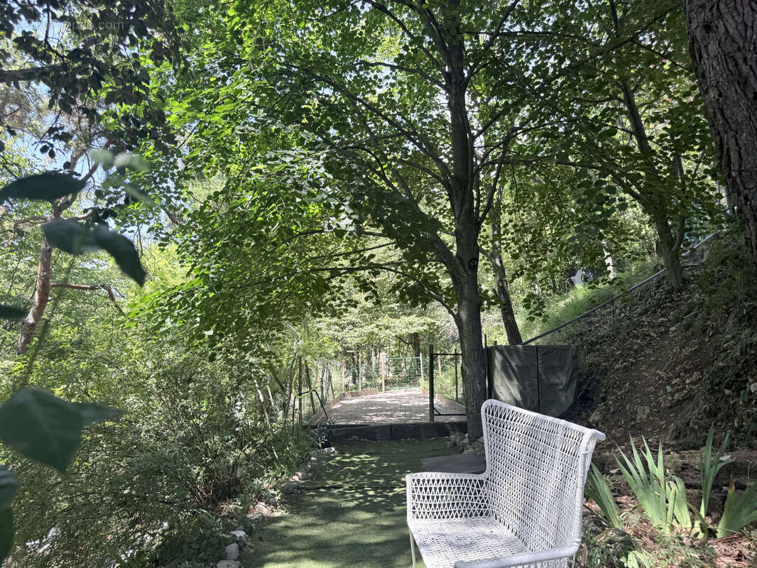 Entre mer et nature, découvrez une villa au charme authentique - photo 22