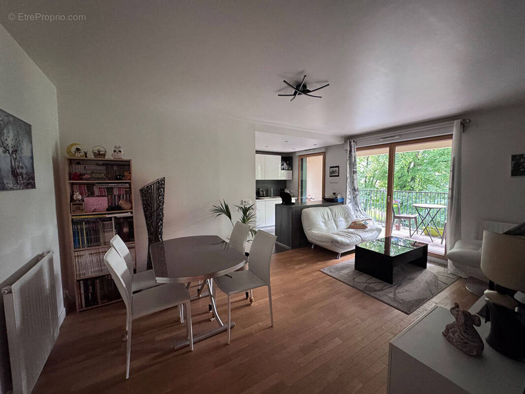 Appartement à CHAVILLE
