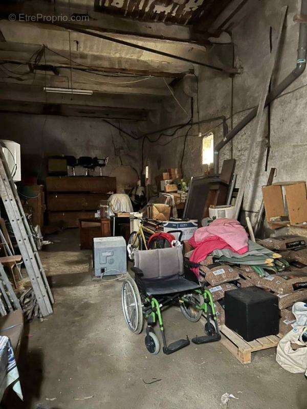 Appartement à NISSAN-LEZ-ENSERUNE