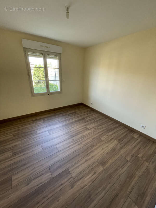 Appartement à ASNIERES-SUR-OISE
