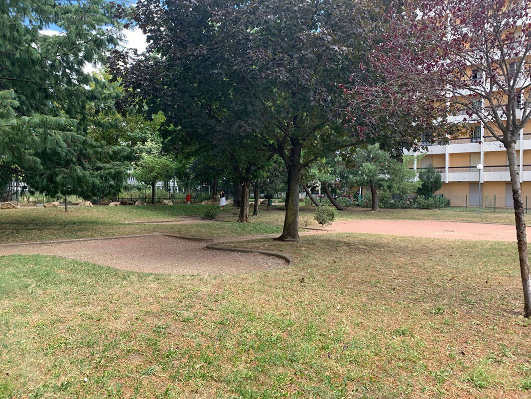 Appartement à VILLEURBANNE