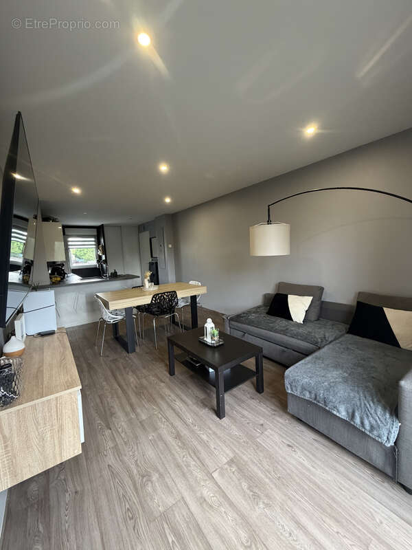 Appartement à PETIT-COURONNE