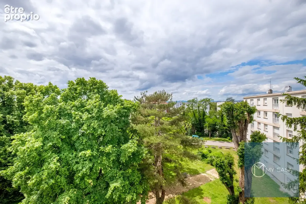 Appartement traversant T2 de 50,53m2 sur Vaulx-en-Velin - photo 2