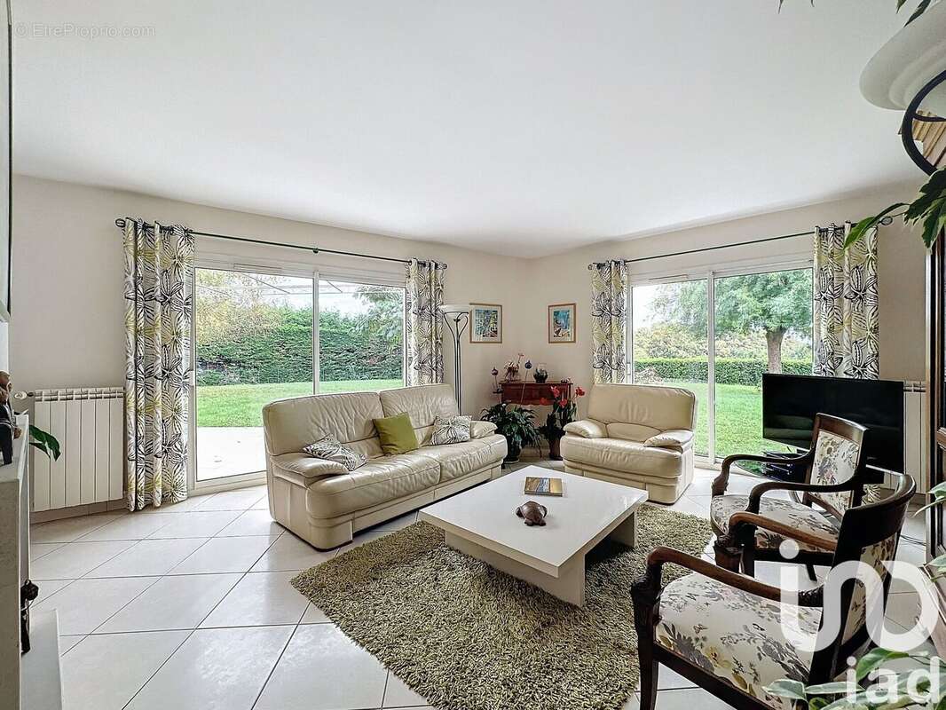 Maison 230 m² à Hagetmau  - photo 4