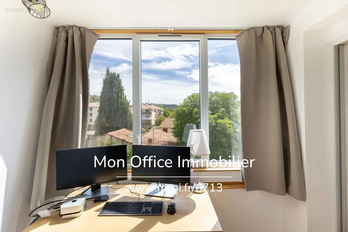 Référence : 6713-PAN - Appartement 3 pièces de 69 m² à Aix-En-Provence - photo 8