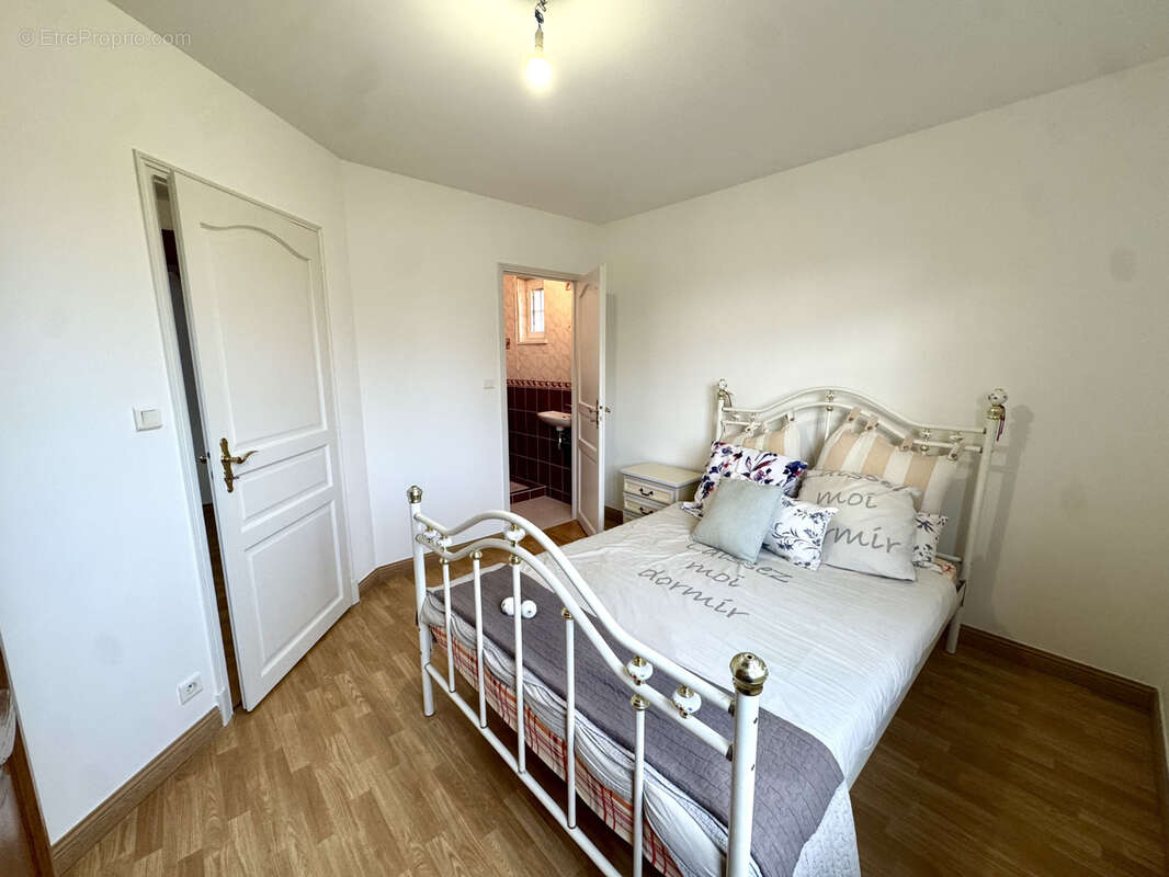 Maison à CHATEAU-L'ABBAYE