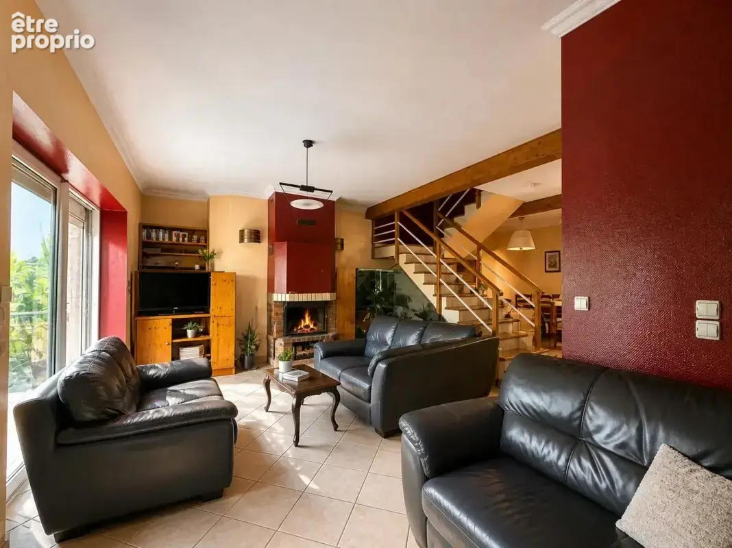 Appartement de 5 pièces À RENOVER de 126 m² à Caluire-et-Cuire - photo 10