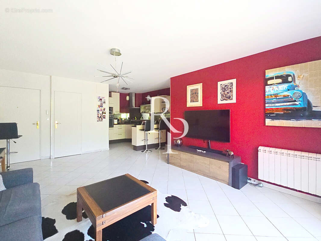 Appartement à TASSIN-LA-DEMI-LUNE