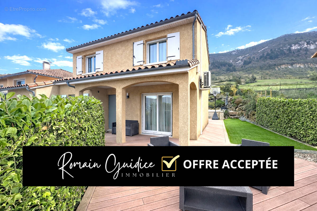 Maison à CREISSELS