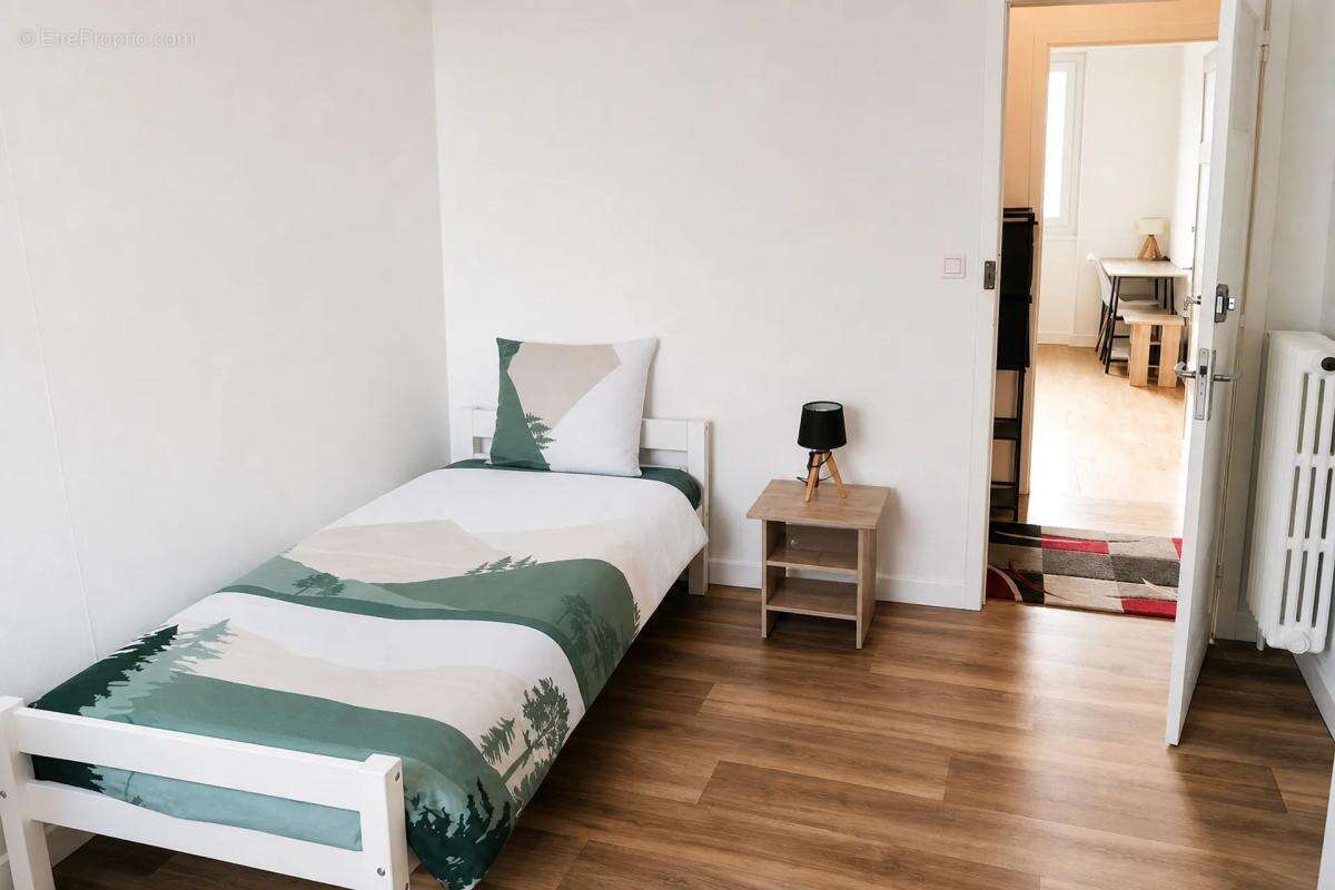 À vendre – Appartement 5 pièces avec locataire en place - photo 4