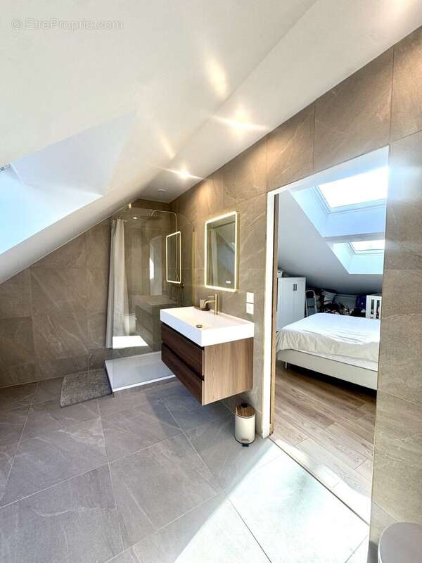 Maison à MONT-SAINT-AIGNAN