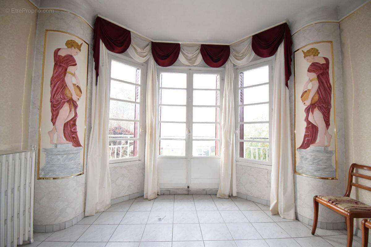 Maison à COSNE-COURS-SUR-LOIRE