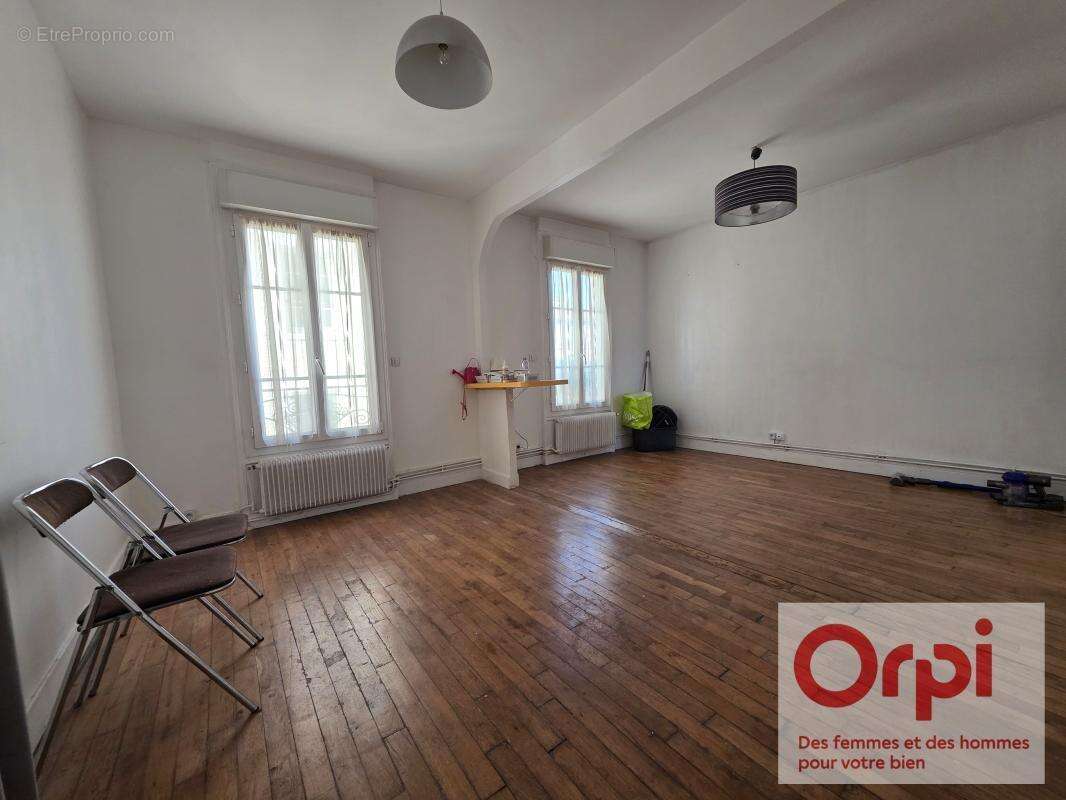 Appartement à ISSY-LES-MOULINEAUX