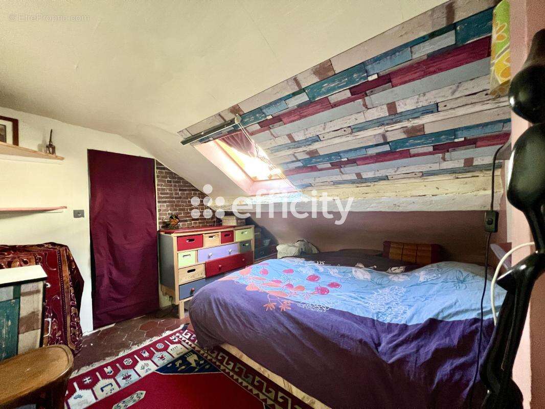 Appartement à PARIS-10E