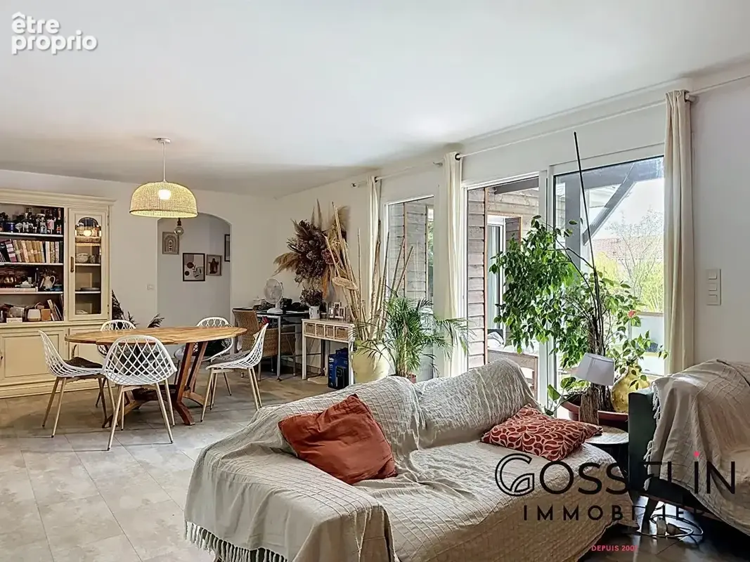 Maison familiale de 141 m² au calme, en fond d'impasse - photo 4