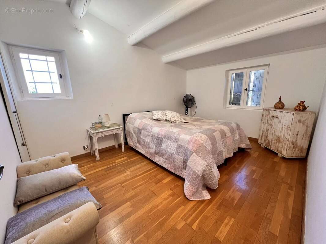 Maison à ROUSSILLON