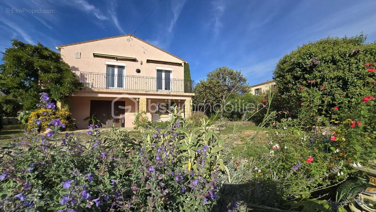 Maison à BAGNOLS-SUR-CEZE
